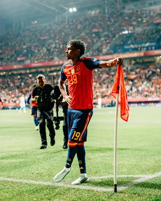Lamine Yamal carousel: jeje